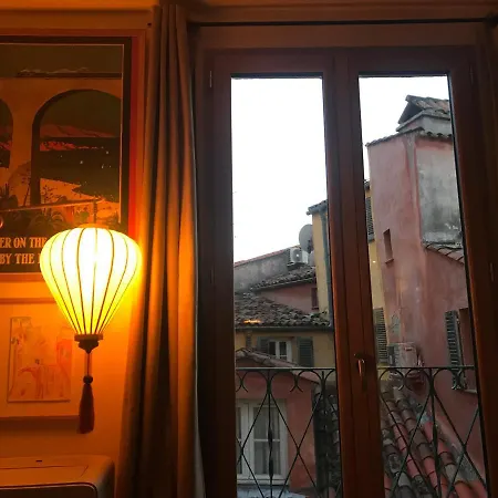 Spacious And Bright Flat Close To The : Heart Of Old Nice