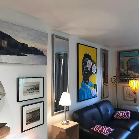 Spacious And Bright Flat Close To The : Heart Of Old Daire *