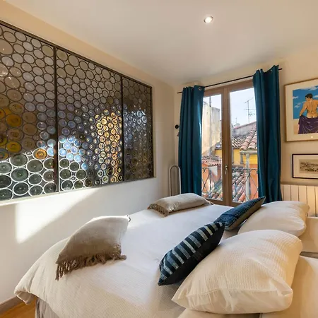 Διαμέρισμα Spacious And Bright Flat Close To The : Heart Of Old